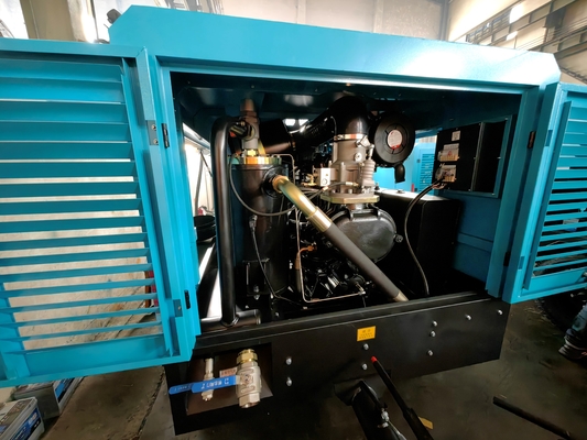 Cummins 210-260HP Diesel schroefcompressor Lucht / water koeling CE / ISO9001 gecertificeerd